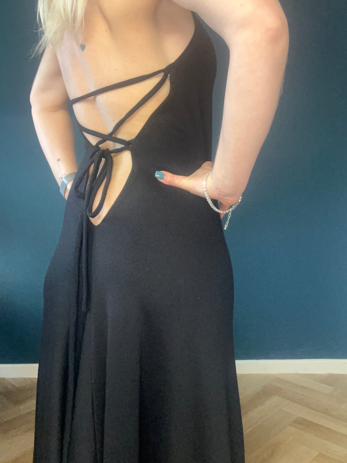 backless, black, halter neck, long, tieback, lace-up dress. 